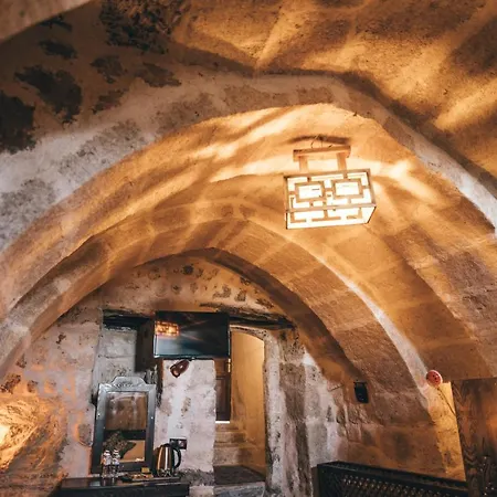 Hotel Tale Cave