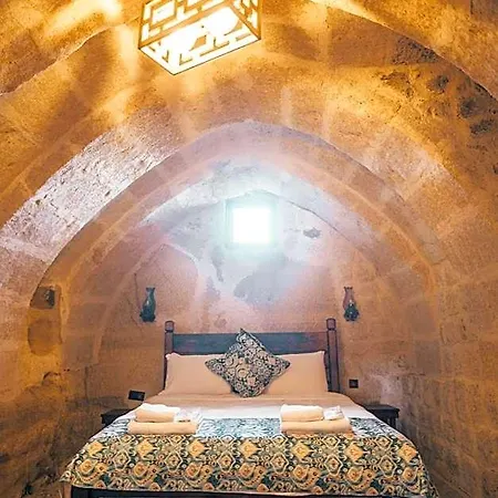 Hotel Tale Cave